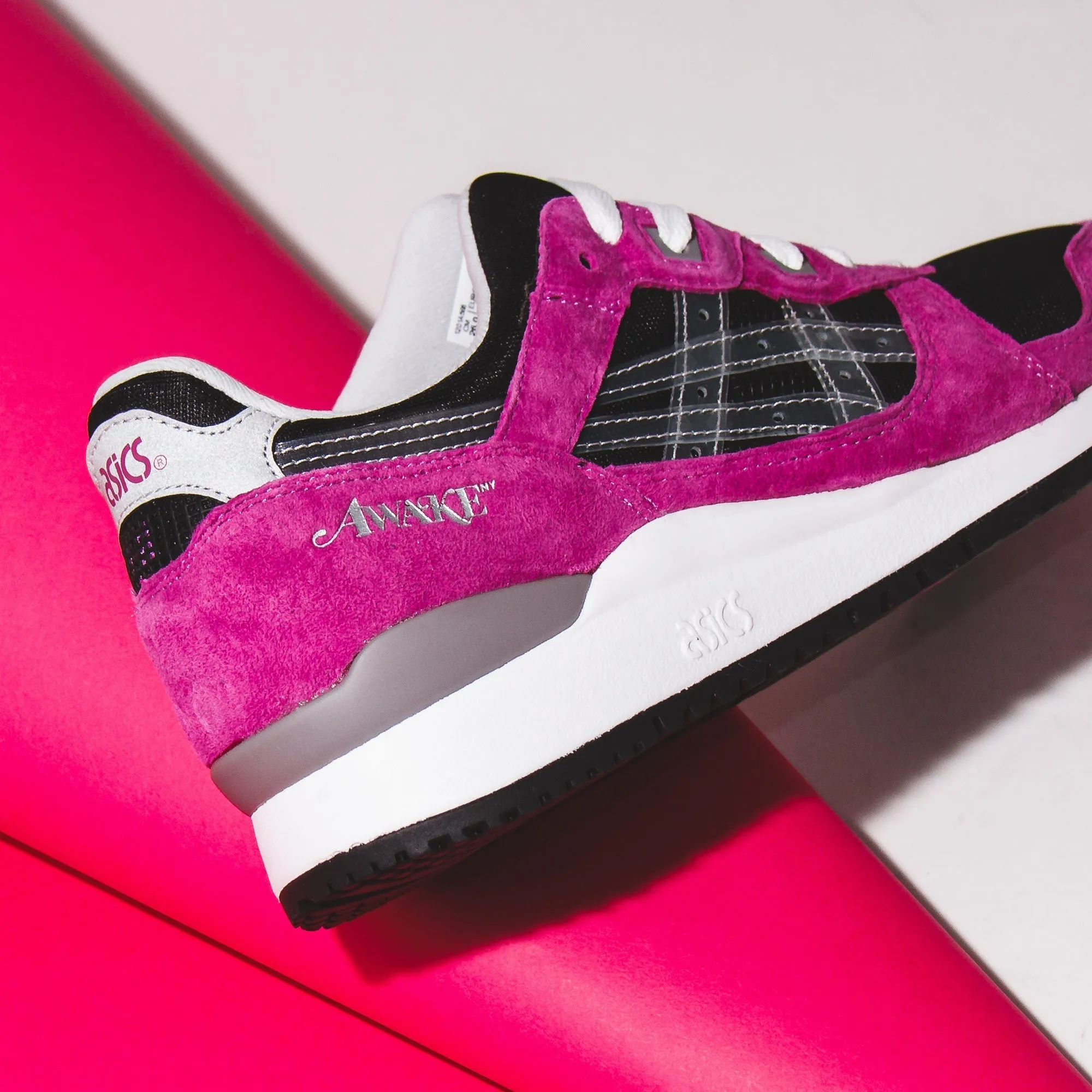 Asics Men x Awake NY Gel-Lyte III OG Black Pink Core 1201A568-001