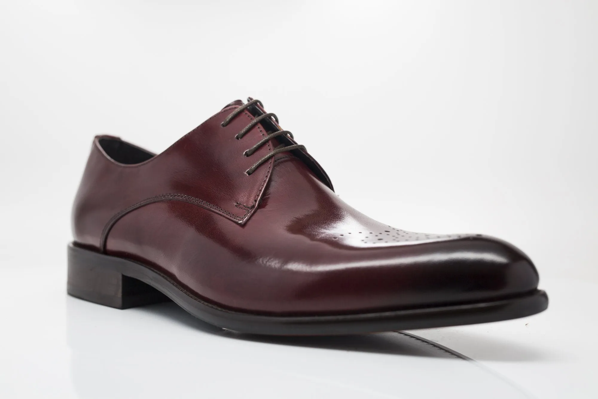 Burnished Calfskin Lace-Up Oxford Burgundy