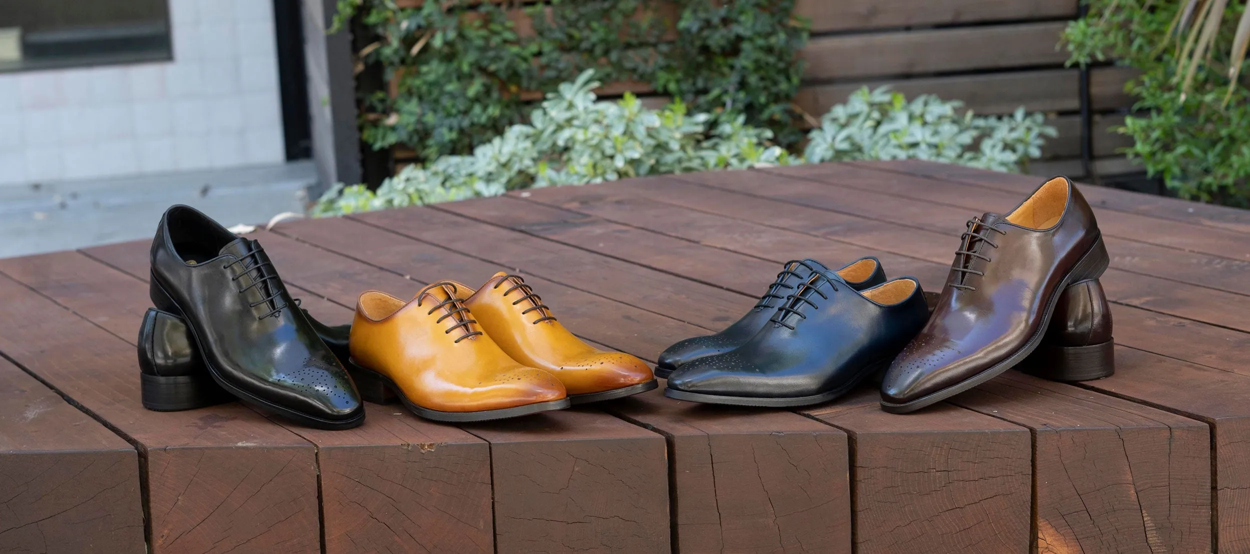 Burnished Calfskin Lace-Up Oxford Navy