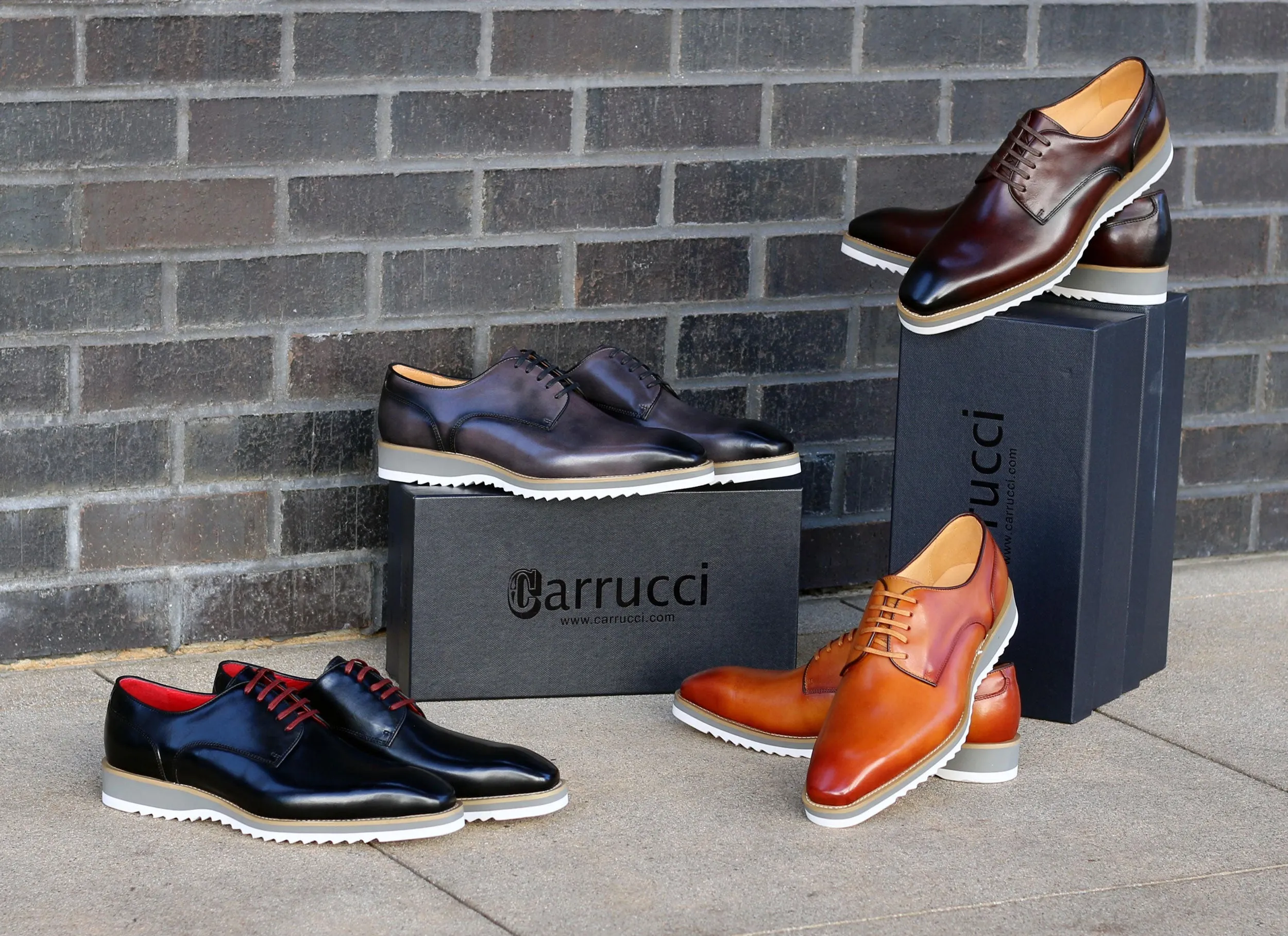 Burnished Calfskin Lace-Up Shoe Grey