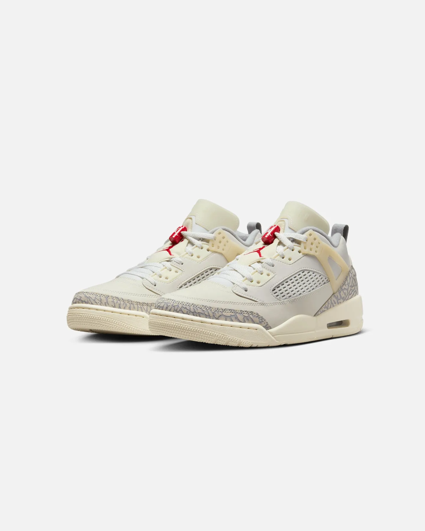 Jordan Spizike Low Sail/University