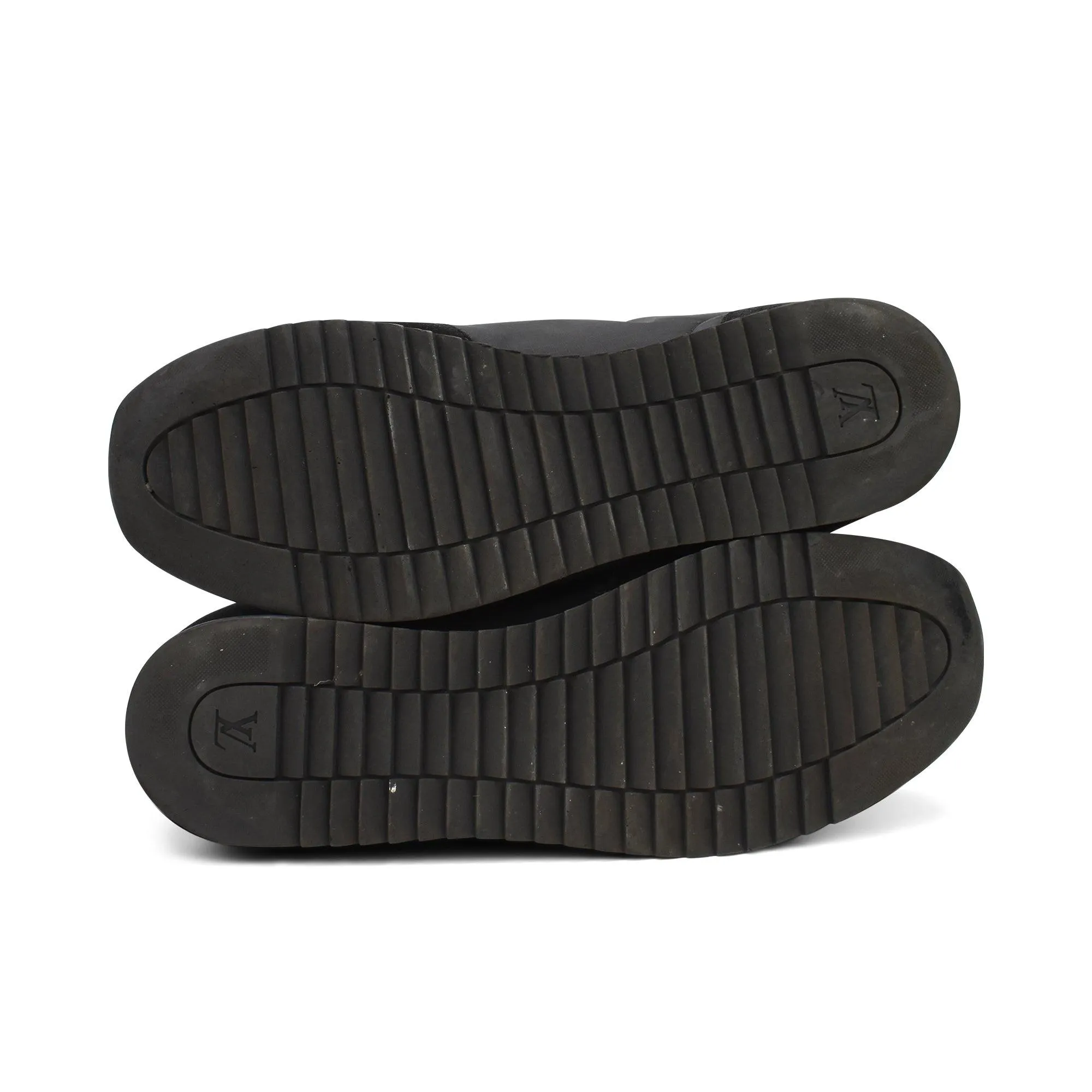 Louis Vuitton Sneakers - Men's 10