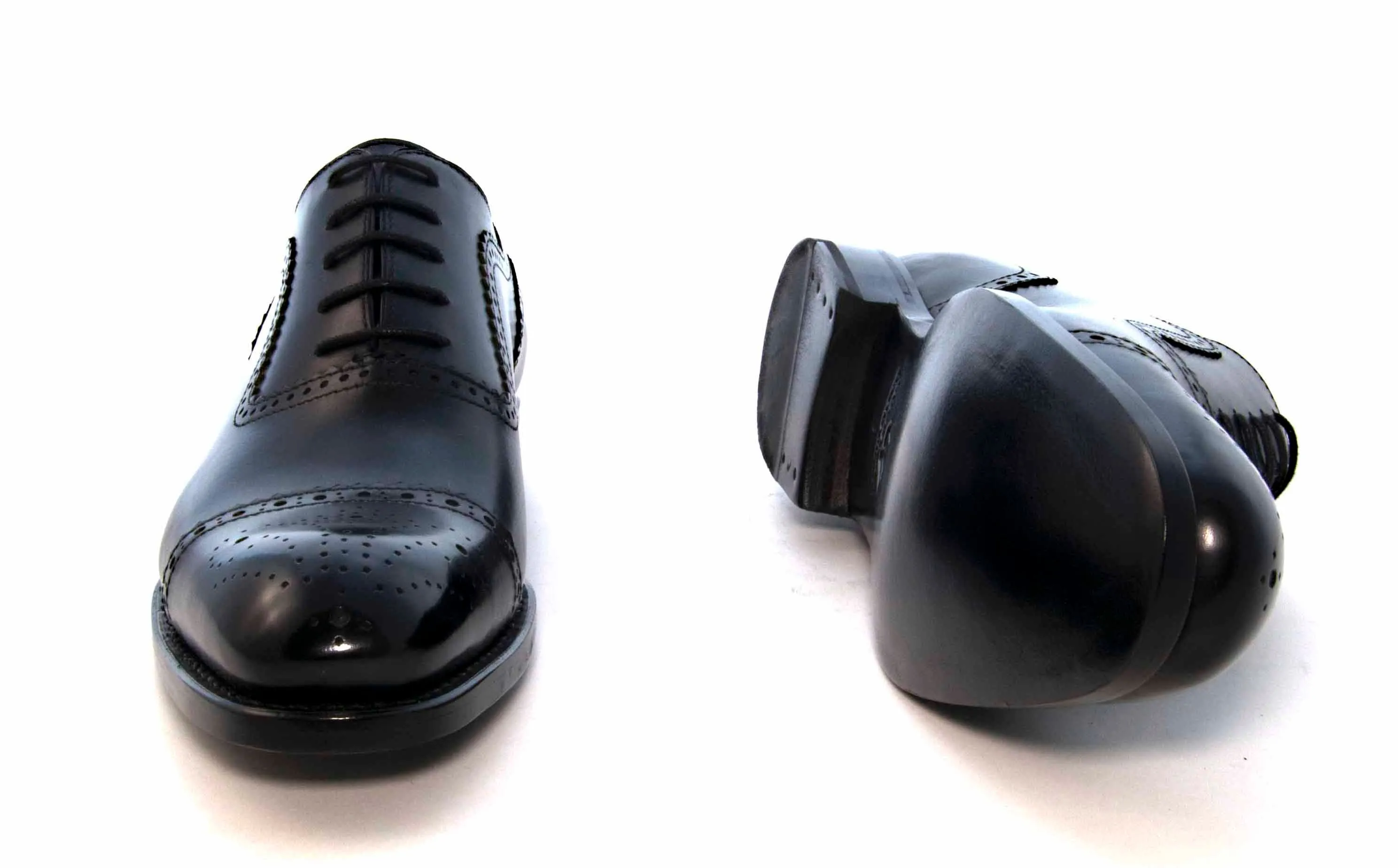 Style: Gaelic-Black