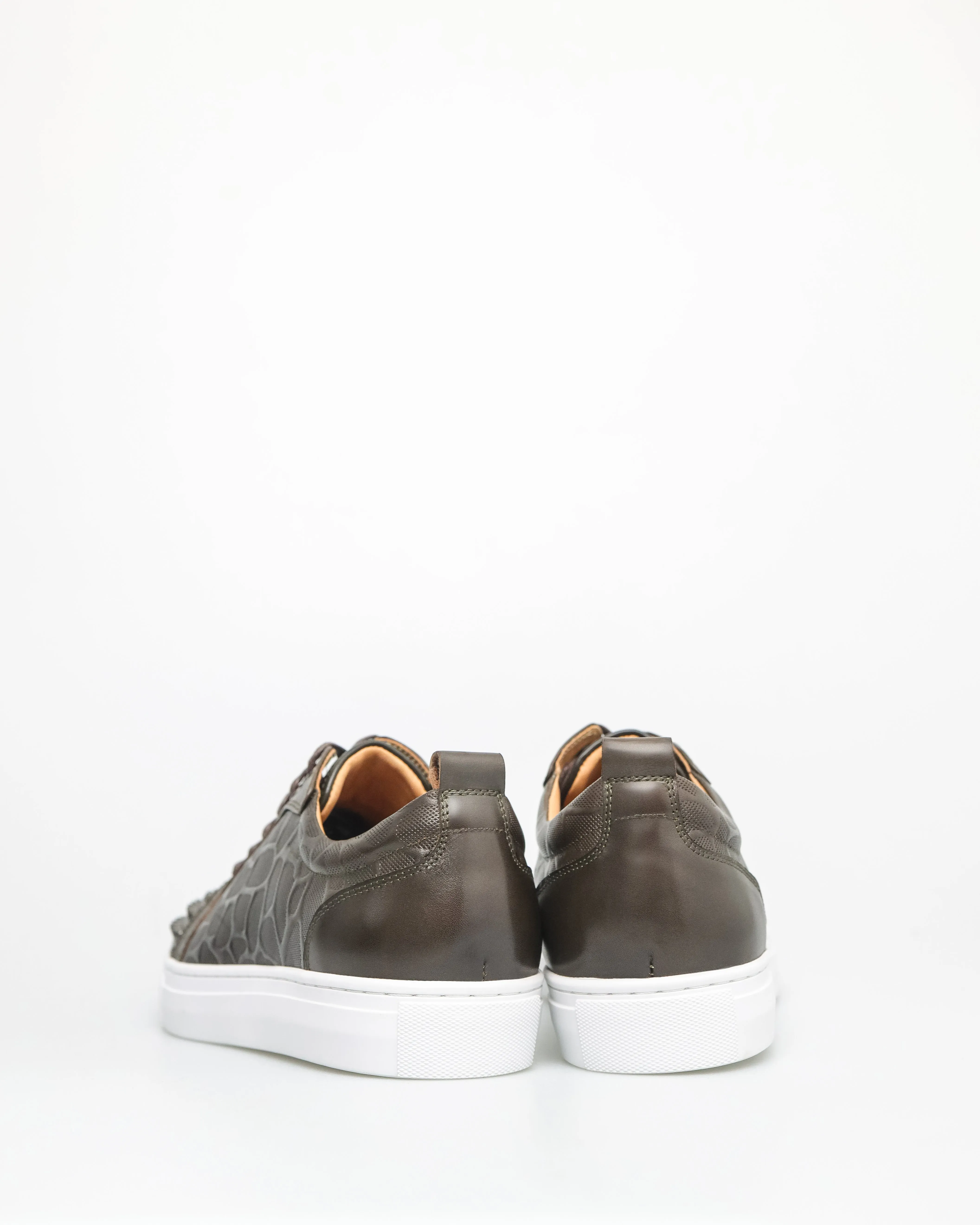 Tomaz C558 Men's Savanna Spikes Sneaker