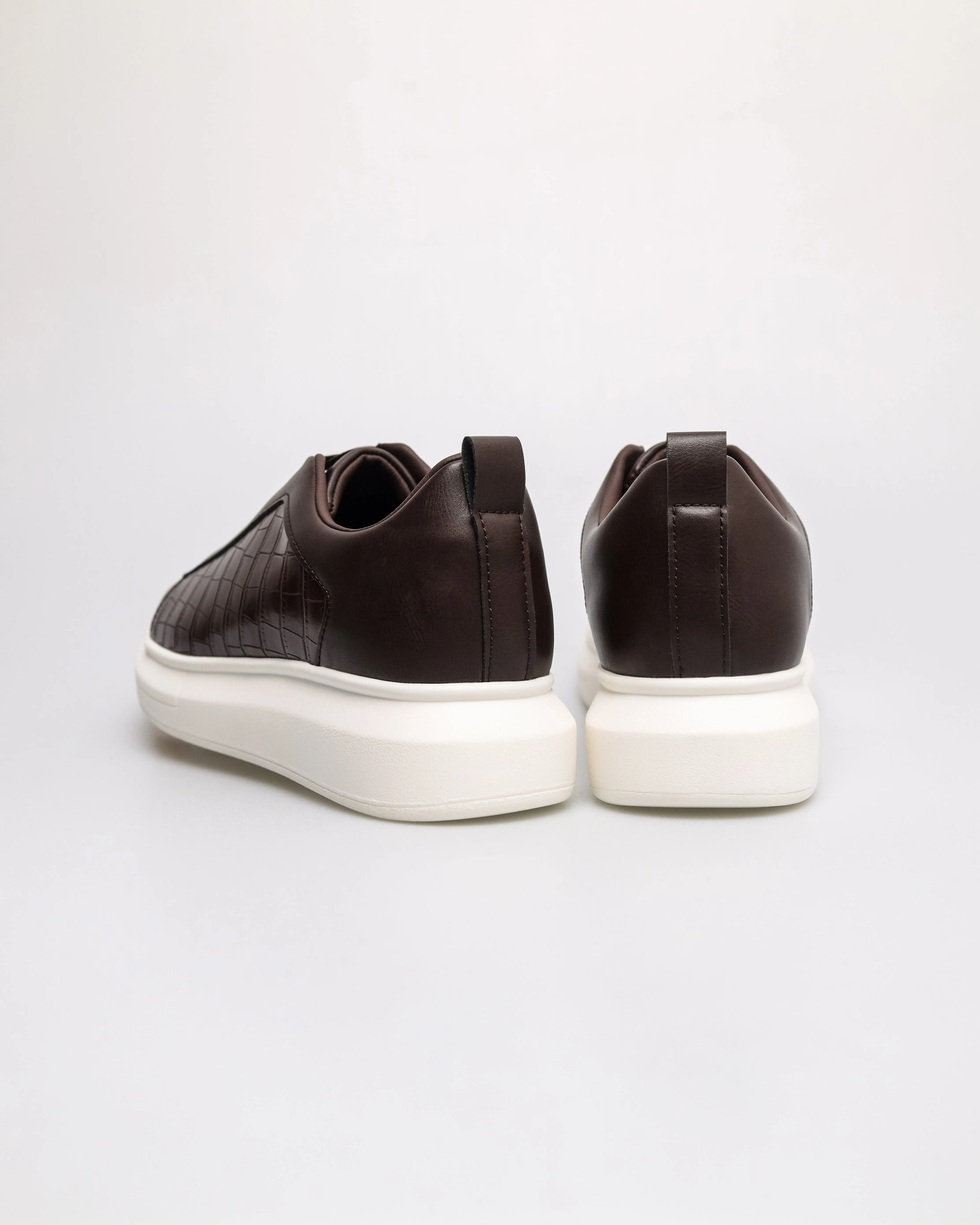 Tomaz C677 Men's Croc-Strap Sneakers