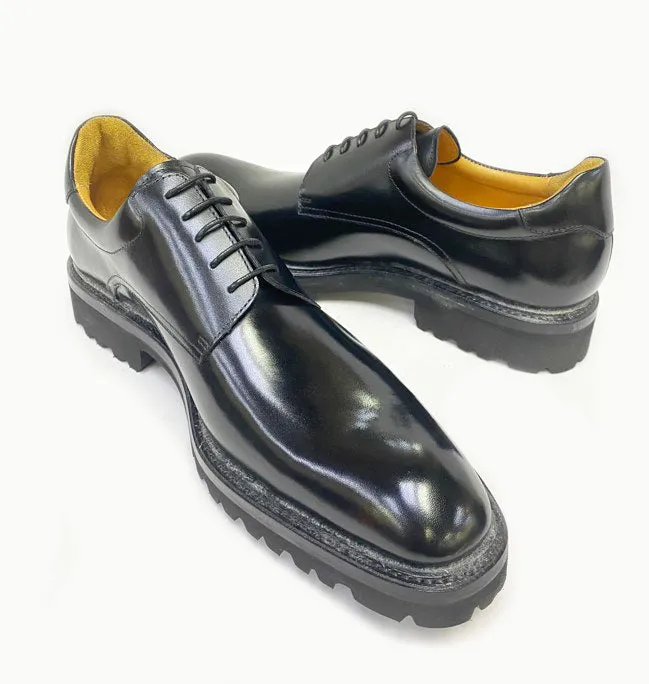 Ugo Vasare "Mason" Oxford-Black
