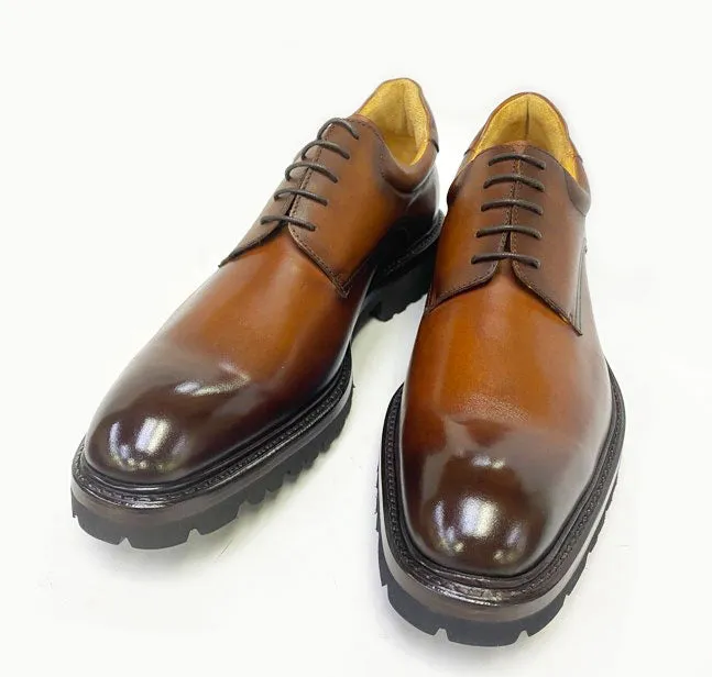 Ugo Vasare "Mason" Oxford-Tobacco
