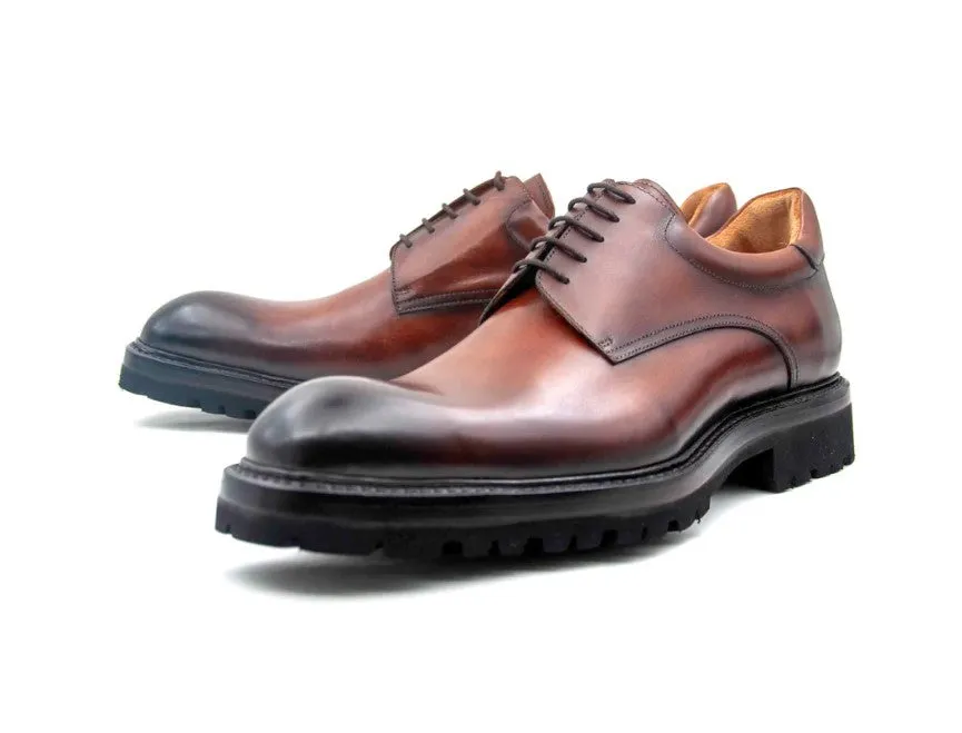Ugo Vasare "Mason" Oxford-Tobacco