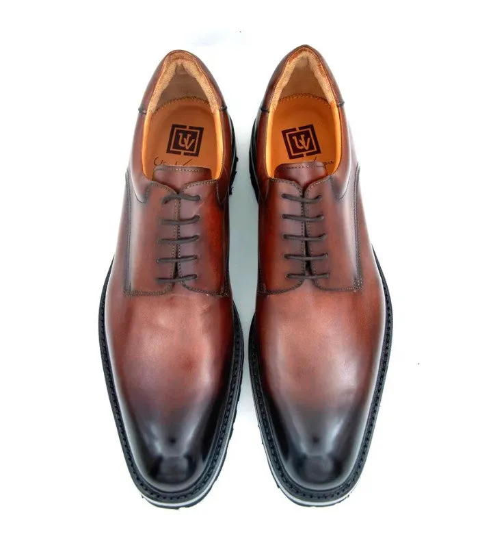 Ugo Vasare "Mason" Oxford-Tobacco