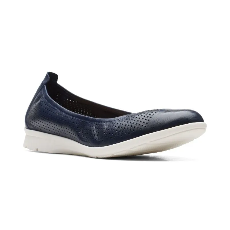Womens Jenette Ease